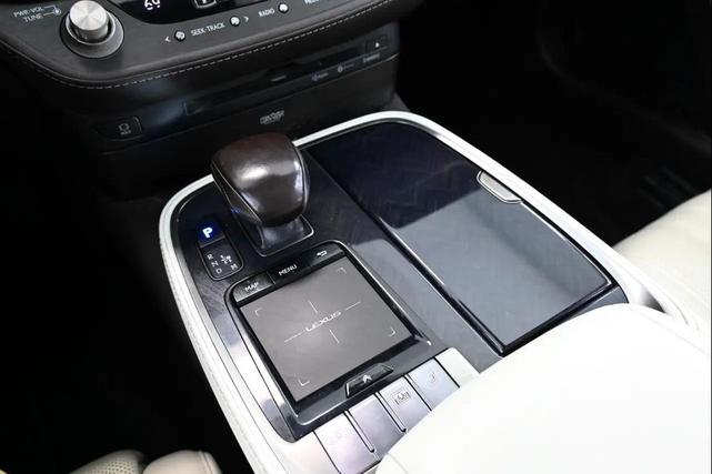 Photo of 2018 Nightfall Mica Lexus LS 500