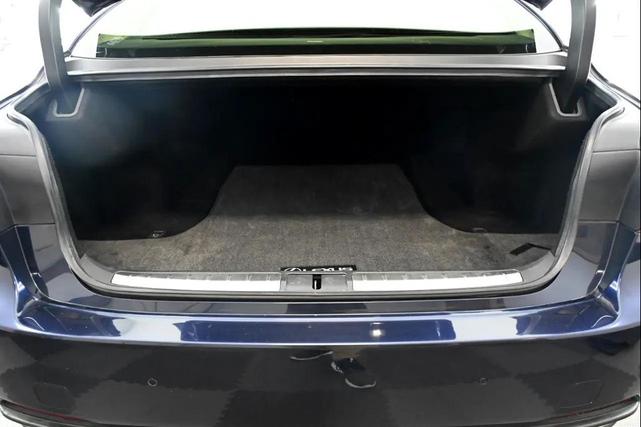 Photo of 2018 Nightfall Mica Lexus LS 500