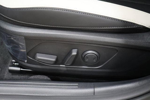 Photo of 2025 Wolf Gray Kia K5