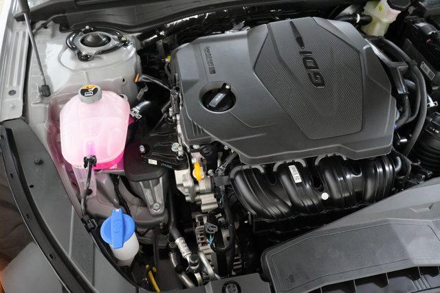 Photo of 2025 Wolf Gray Kia K5