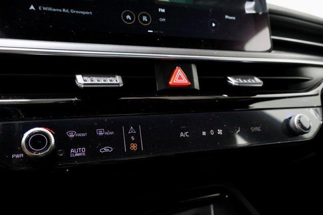 Photo of 2025 Wolf Gray Kia K5