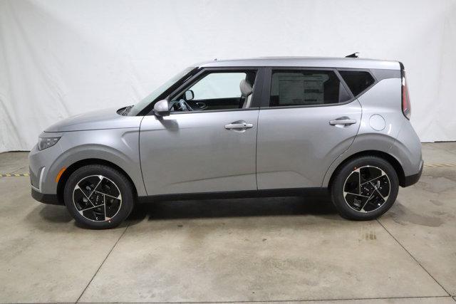 Photo of 2025 Steel Gray Kia Soul