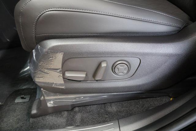 Photo of 2026 Aurora Black Pearl Kia Carnival Hybrid