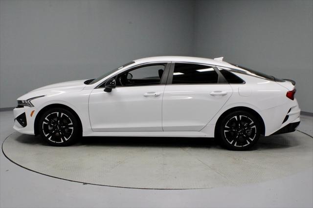 Photo of 2023 Glacial White Pearl Kia K5