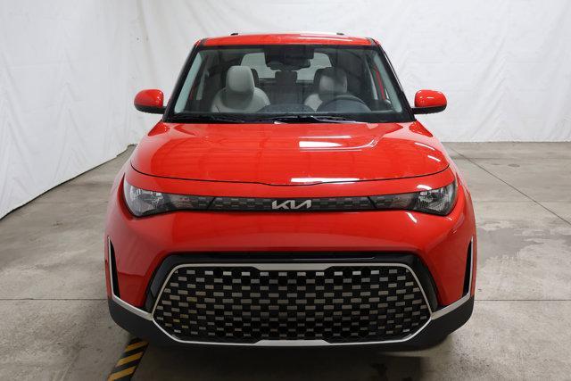 Photo of 2025 Inferno Red Kia Soul