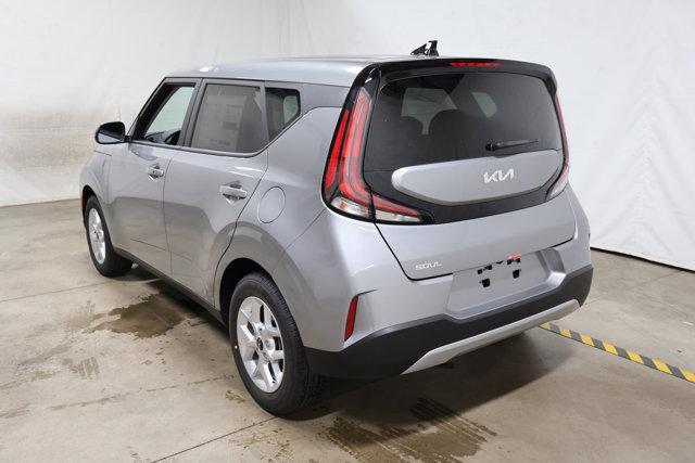 Photo of 2025 Steel Gray Kia Soul