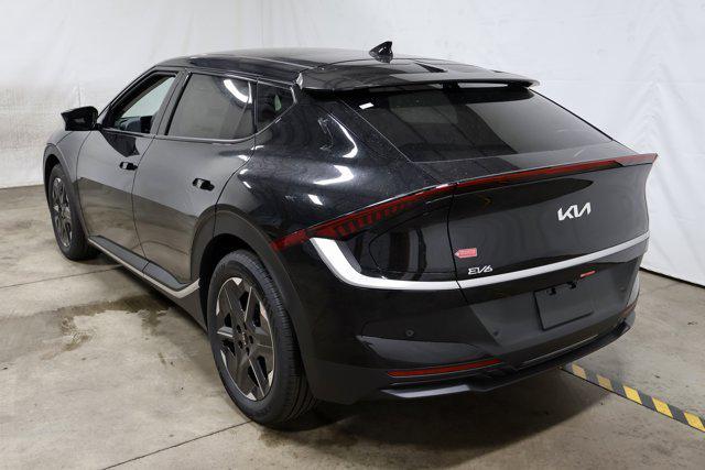 Photo of 2025 Ebony Black Kia EV6