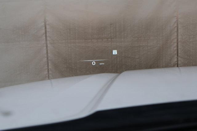 Photo of 2025 GLACIAL WHITE Kia Telluride