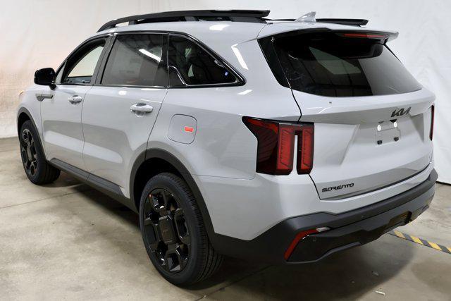 Photo of 2026 Wolf Gray Kia Sorento