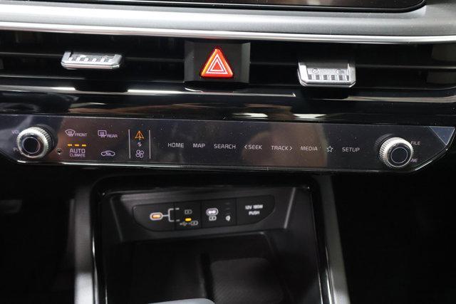 Photo of 2026 AURORA BLACK Kia K5