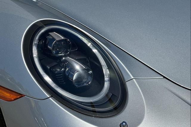 Photo of 2017 GT Silver Metallic Porsche 911