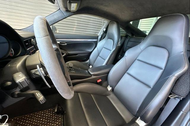 Photo of 2017 GT Silver Metallic Porsche 911