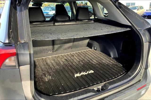 Photo of 2022 Magnetic Gray Metallic Toyota RAV4 Hybrid