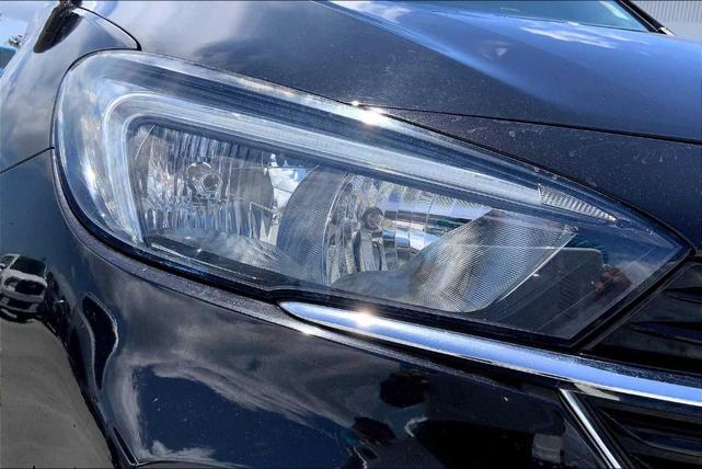 Photo of 2020 Ebony Twilight Metallic Buick Encore GX