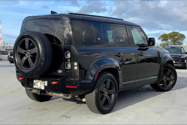 Photo of 2023 Santorini Black Land Rover Defender