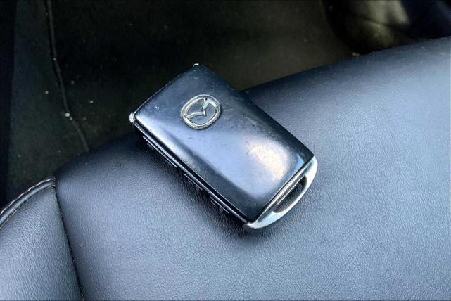 Photo of 2019 Machine Gray Metallic Mazda Mazda3
