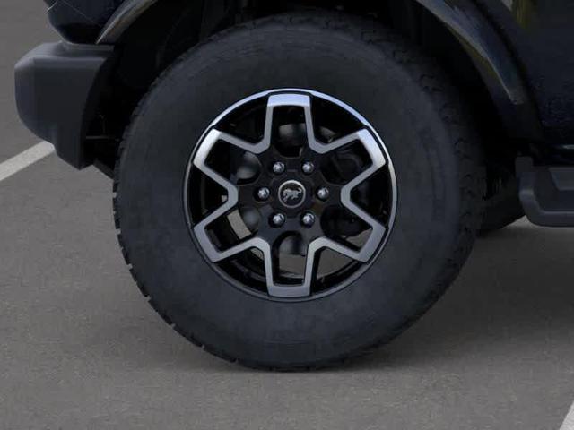 Photo of 2025 Shadow Black Ford Bronco
