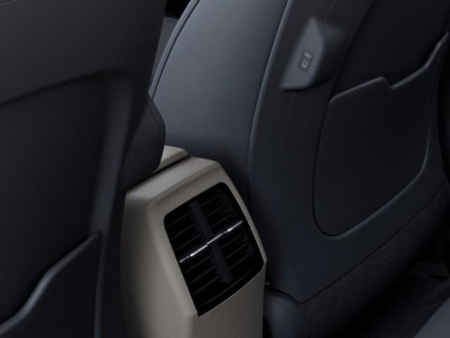 Photo of 2025 White Kia Niro EV