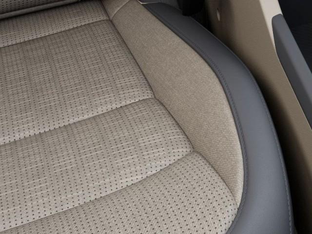 Photo of 2025 White Kia Niro EV