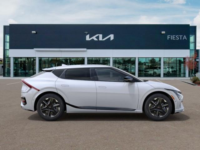 Photo of 2025 White Kia EV6