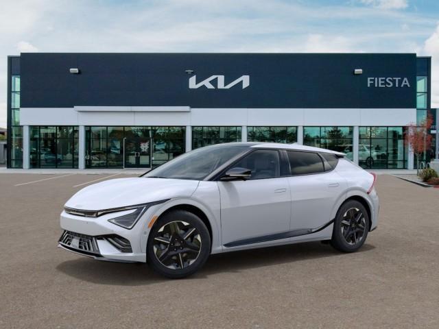 Photo of 2025 White Kia EV6