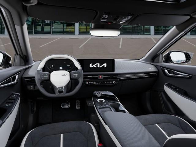 Photo of 2025 White Kia EV6
