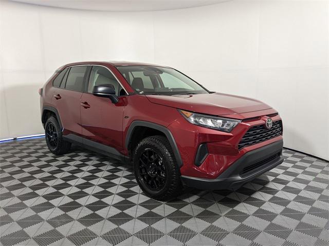 Photo of 2022 Pearl Toyota RAV4