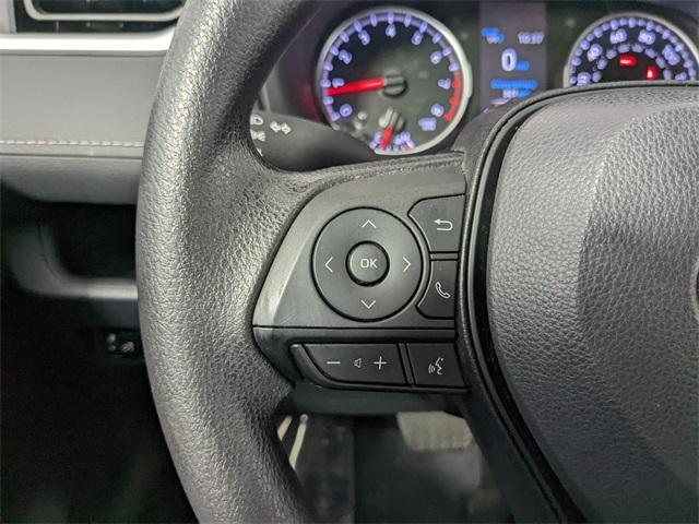 Photo of 2022 Pearl Toyota RAV4