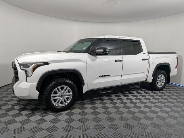 Photo of 2023 Ice Cap Toyota Tundra