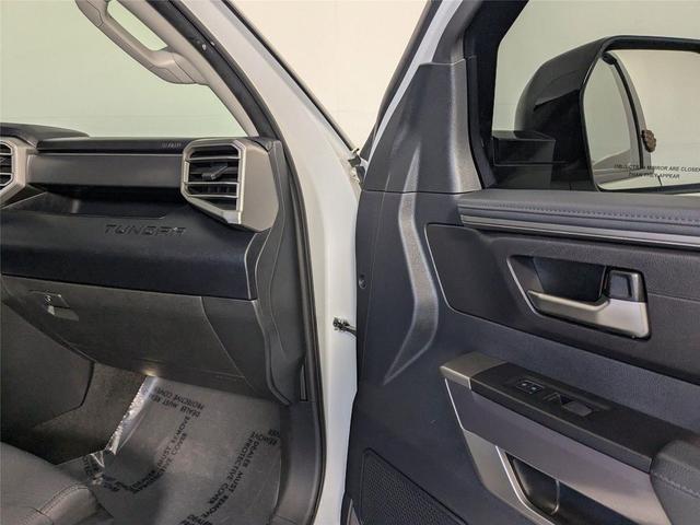 Photo of 2023 Ice Cap Toyota Tundra