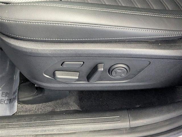 Photo of 2024 Wolf Gray Kia Sorento