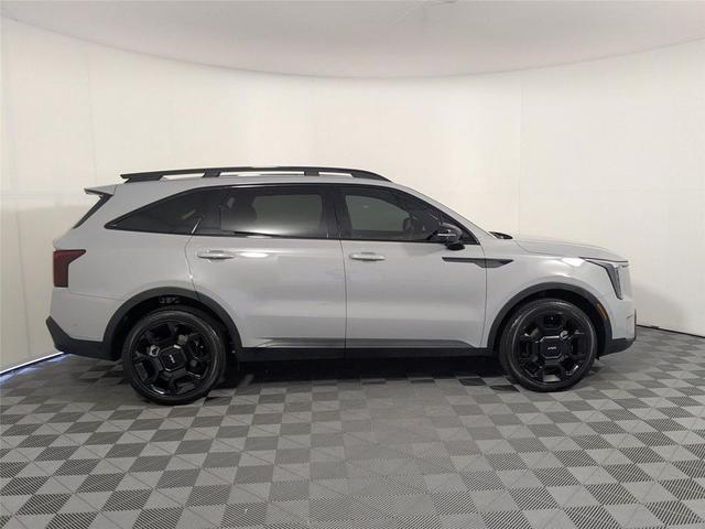 Photo of 2024 Wolf Gray Kia Sorento