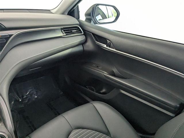 Photo of 2024 Ice Cap Toyota Camry