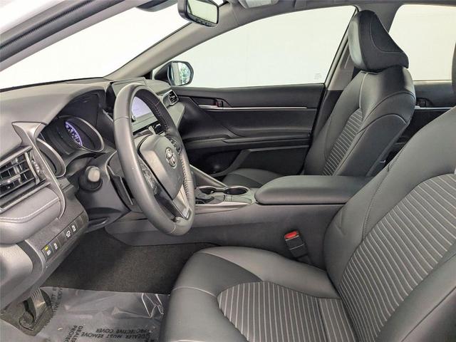 Photo of 2024 Ice Cap Toyota Camry