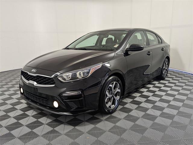 Photo of 2021 Aurora Black Kia Forte