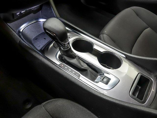 Photo of 2024 Summit White Chevrolet Malibu