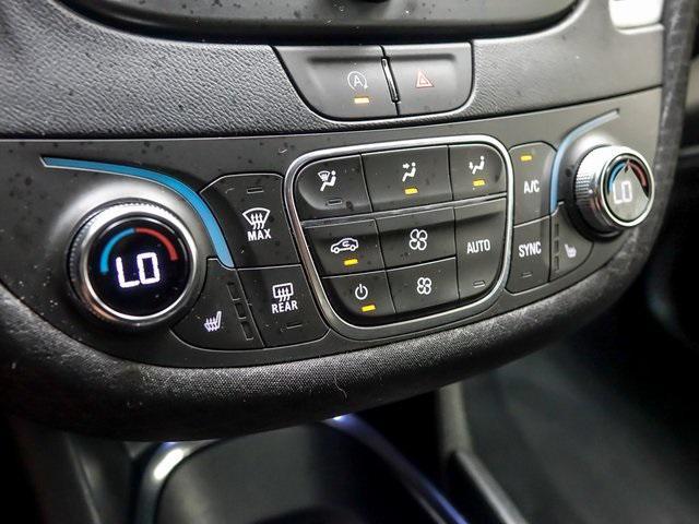 Photo of 2024 Summit White Chevrolet Malibu
