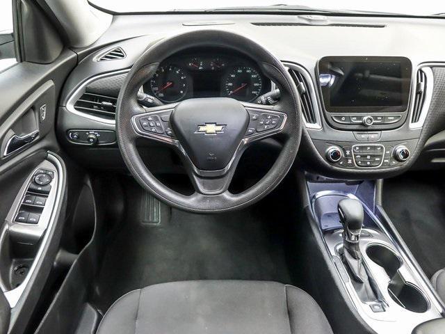 Photo of 2024 Summit White Chevrolet Malibu