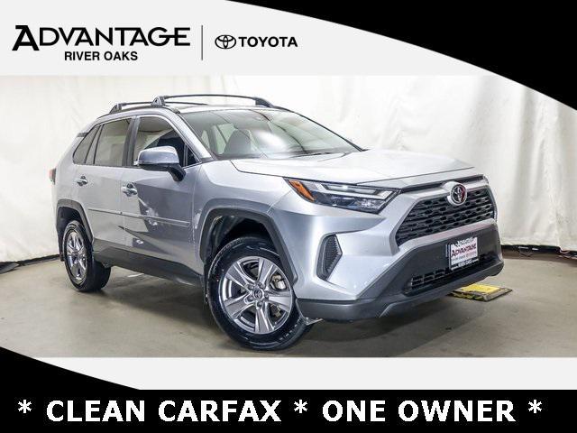 Photo of 2024 Silver Sky Metallic Toyota RAV4