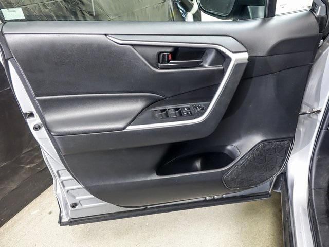 Photo of 2022 Silver Sky Metallic Toyota RAV4