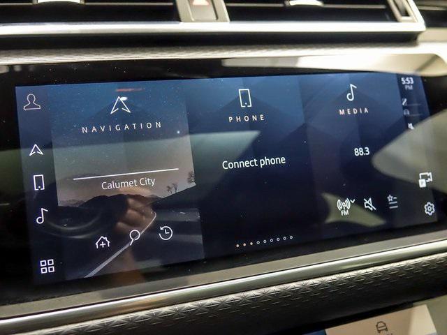 Photo of 2021 Gray Land Rover Range Rover Velar