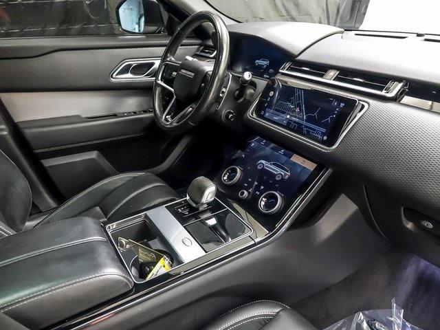 Photo of 2021 Gray Land Rover Range Rover Velar