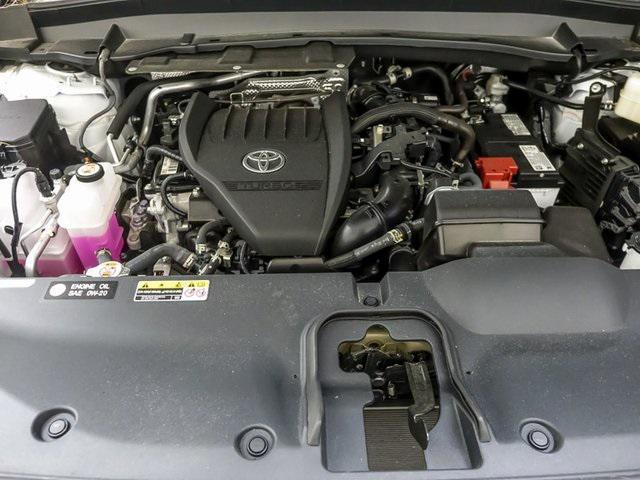 Photo of 2024 Wind Chill Pearl Toyota Grand Highlander