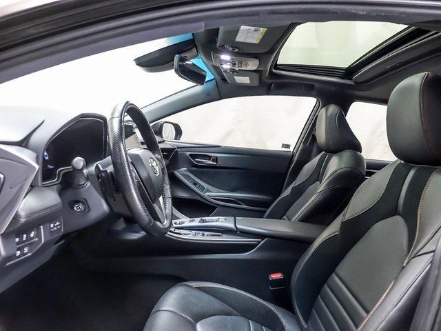 Photo of 2022 Midnight Black Metallic Toyota Avalon