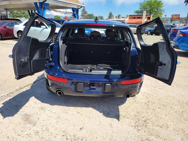 Photo of 2017 MINI Yours Lapisluxury Blue MINI Clubman