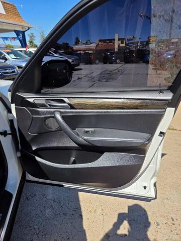 Photo of 2013 Alpine White BMW X3