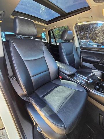 Photo of 2013 Alpine White BMW X3