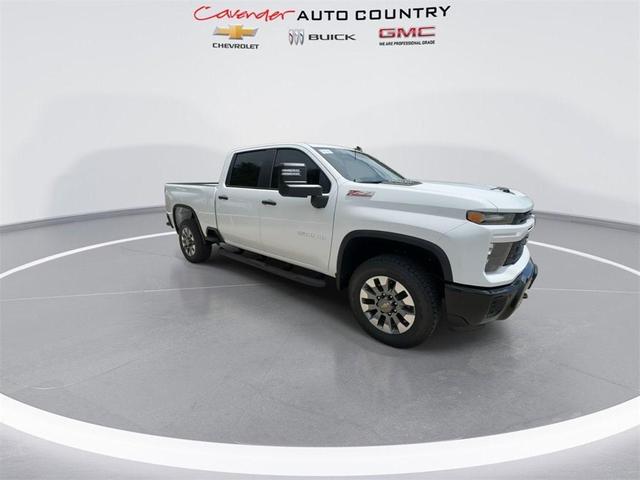 Photo of 2025 Summit White Chevrolet Silverado 2500