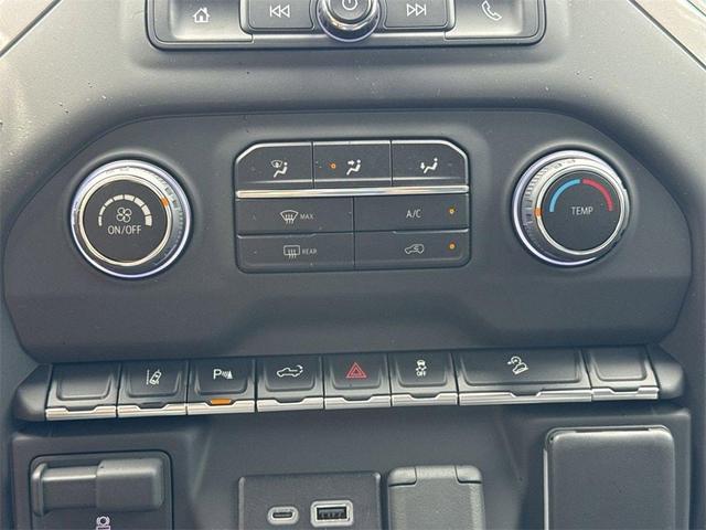 Photo of 2025 Summit White Chevrolet Silverado 2500