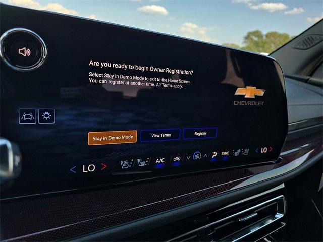 Photo of 2026 Lakeshore Blue Metallic Chevrolet Traverse